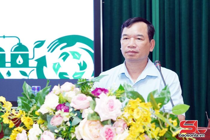 Lãnh đạo Sở Nông nghiệp và Môi trường phát biểu tại hội thảo.