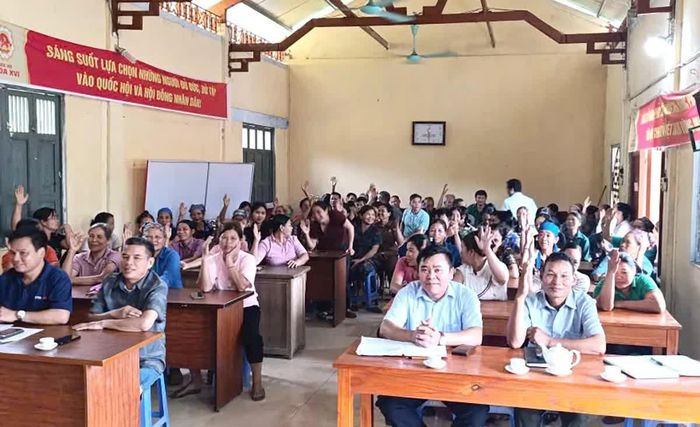 Xã Thượng Lâm tổ chức hội nghị lấy ý kiến của Nhân dân về sáp nhập thôn.