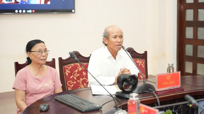 Công dân nêu kiến nghị tại buổi tiếp 