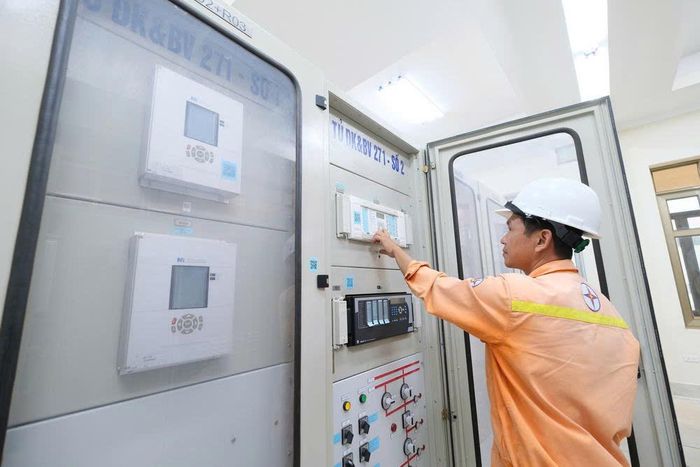 Kiểm tra thông số kỹ thuật tại TBA 220kV Phủ Lý