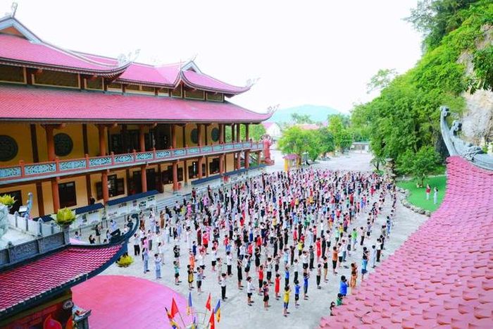 Khóa tu mùa hè ở Nghệ An thu hút đông đảo các bạn trẻ tham dự