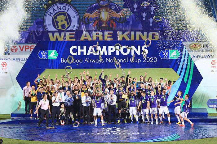 Việc đầu tư bài bản cho truyền thông số đang giúp các câu lạc bộ và đội tuyển Việt Nam từng bước khẳng định thương hiệu. Ảnh: VFF.