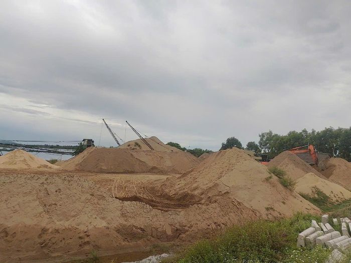 Sở Xây dựng sẽ tăng cường kiểm tra việc niêm yết giá, nguồn gốc vật liệu, xử lý nghiêm các trường hợp vi phạm nhằm hạn chế tình trạng đầu cơ, nâng giá gây khó khăn cho hoạt động thi công…