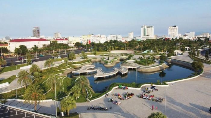 Việc điều chỉnh Quy hoạch tỉnh Đắk Lắk mở ra cơ hội hình thành một cực tăng trưởng mới của khu vực Tây Nguyên và Duyên hải Nam Trung Bộ. Trong ảnh: Công viên Tuy Hòa, tỉnh Đắk Lắk.
