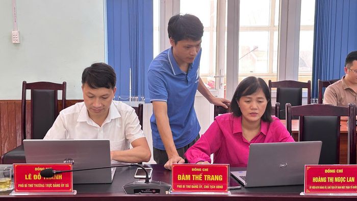 Giới thiệu phần mềm đến các đại biểu