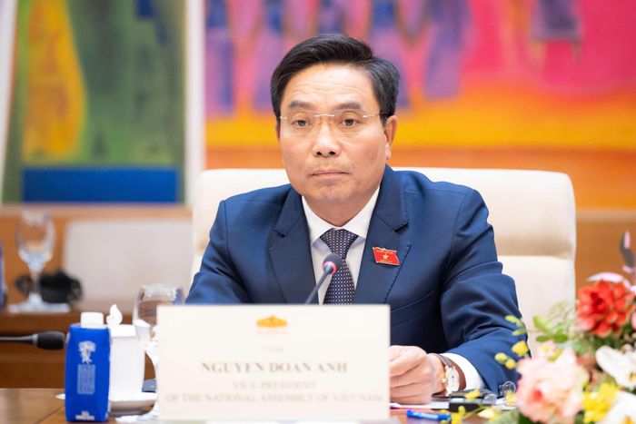 Phó Chủ tịch Quốc hội, Thượng tướng Nguyễn Doãn Anh phát biểu