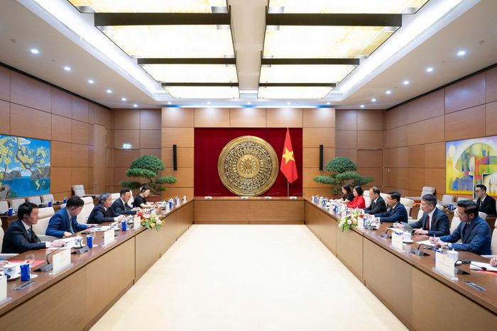 Quang cảnh cuộc tiếp