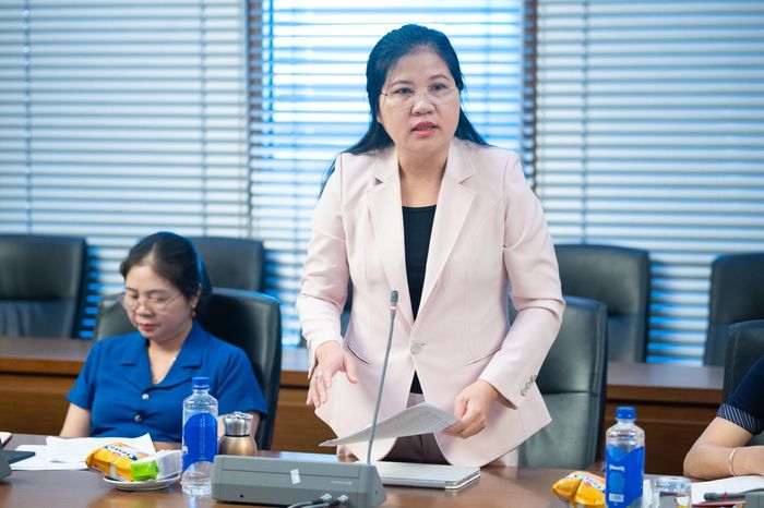 Phó Chủ tịch Hội đồng Dân tộc Đinh Thị Phương Lan phát biểu