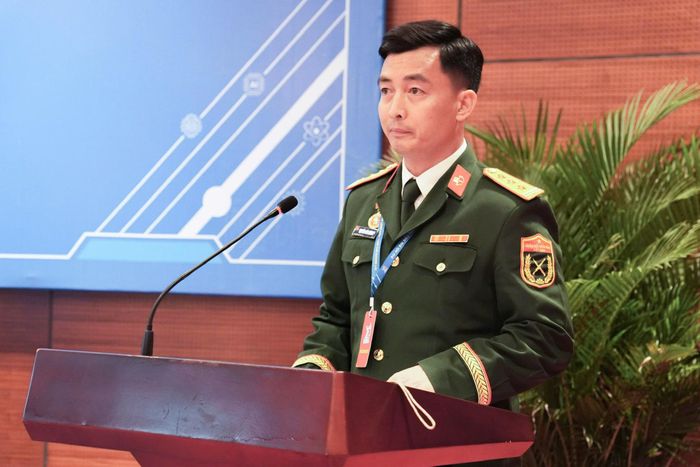 Thượng tá Nguyễn Biên Cương, Ban Công tác Thanh thiếu niên Quân đội phát biểu tại sự kiện.