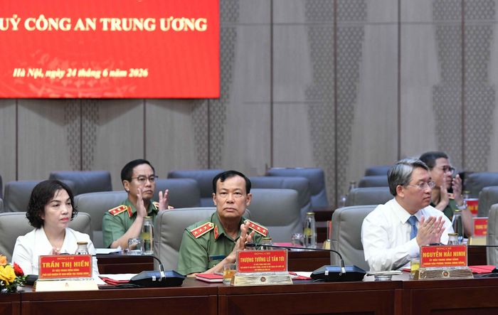 Các đại biểu tham dự Hội nghị