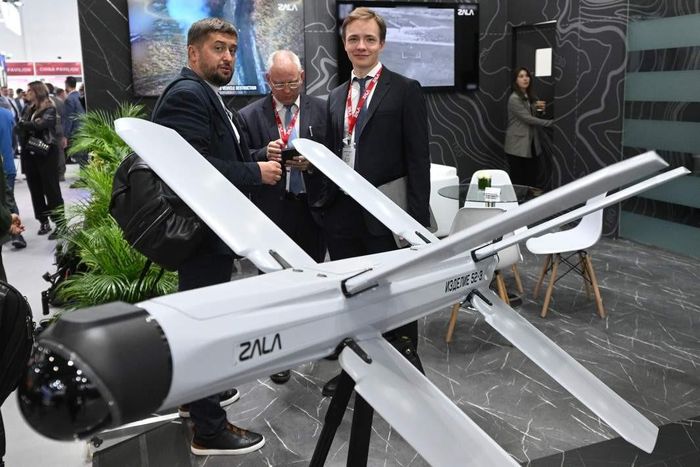 Mẫu UAV của Nga tại triển lãm quốc phòng ở UAE, năm 2025. Ảnh: RIA Novosti