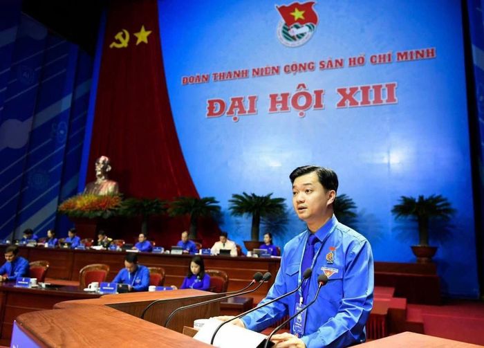 Đồng chí Nguyễn Minh Triết - Ủy viên dự khuyết Ban Chấp hành Trung ương Đảng, Bí thư Thường trực Ban Chấp hành Trung ương Đoàn, Chủ tịch Trung ương Hội Sinh viên Việt Nam phát biểu tại Đại hội