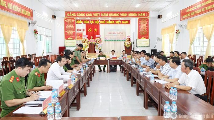  Hội đồng xét duyệt xã, phường không ma túy của TP Cần Thơ kiểm tra, đánh giá kết quả thực hiện tại xã Hỏa Lựu. 