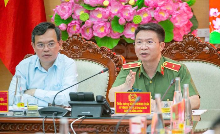 Thiếu tướng Nguyễn Minh Tuấn, Giám đốc Công an tỉnh Phú Thọ nhấn mạnh vai trò đặc biệt quan trọng của ngành Giáo dục trong công tác phối hợp phòng ngừa, ngăn chặn học sinh vi phạm pháp luật.