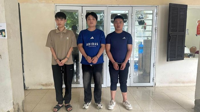 Các đối tượng bị Công an xã Trà Lĩnh bắt giữ.
