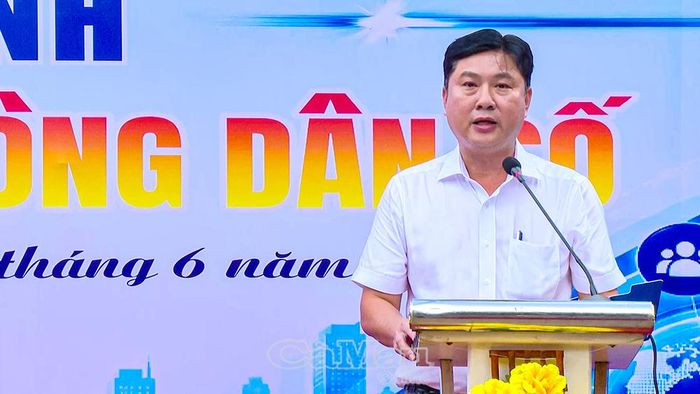 Chủ tịch UBND phường Bạc Liêu Lê Việt Xô phát biểu tại lễ ra mắt, nhấn mạnh mô hình “Tuyến đường công dân số” sẽ tiếp tục được nhân rộng trên địa bàn, thể hiện quyết tâm của Đảng bộ, chính quyền và Nhân dân phường trong xây dựng cộng đồng dân cư số, hướng đến nền hành chính hiện đại, minh bạch và thân thiện.