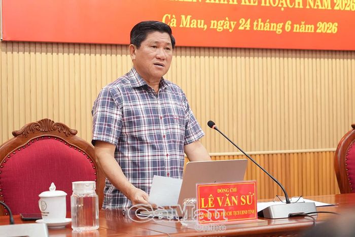  Phó Chủ tịch UBND tỉnh Lê Văn Sử phát biểu chỉ đạo các địa phương khẩn trương rà soát, chuyển đổi sang các loại cây lâm nghiệp có giá trị kinh tế cao.