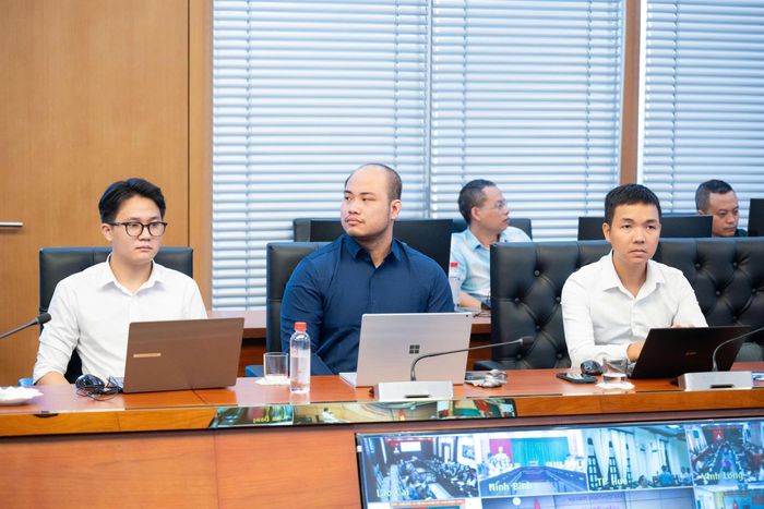 Các đại biểu tham dự Hội nghị tại điểm cầu Văn phòng Quốc hội. Ảnh: VPQH