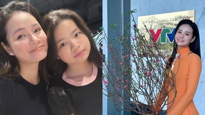 Hai mẹ con vô cùng xinh đẹp và duyên dáng