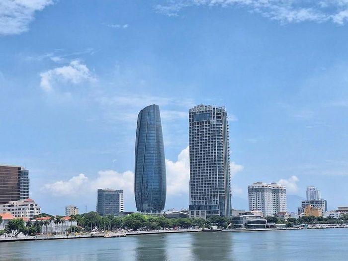 Một góc TP. Đà Nẵng: Ảnh: Sông Hàn