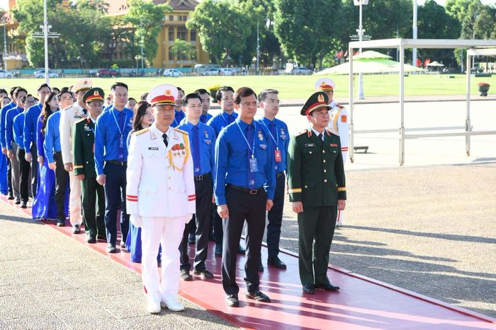 Với khẩu hiệu hành động "Bản lĩnh tự cường - Tiên phong sáng tạo - Khát vọng cống hiến - Làm chủ tương lai", Đại hội Đoàn toàn quốc lần thứ XIII diễn ra trong ngày 24 và 25/6.