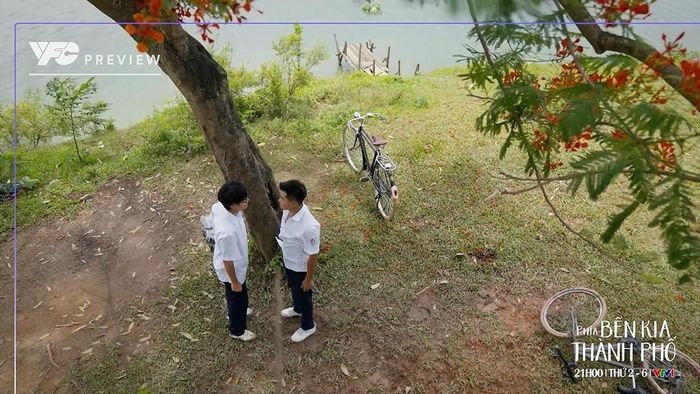 Lời nói của Cương làm Khuê thực sự đau đớn.
