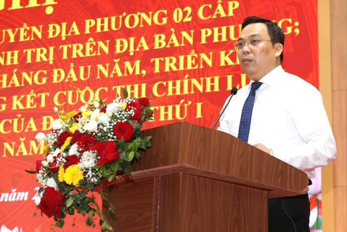 Bí thư Đảng ủy, Chủ tịch HĐND phường Thanh Liệt Nguyễn Minh Tuân phát biểu tại hội nghị. Ảnh: PV