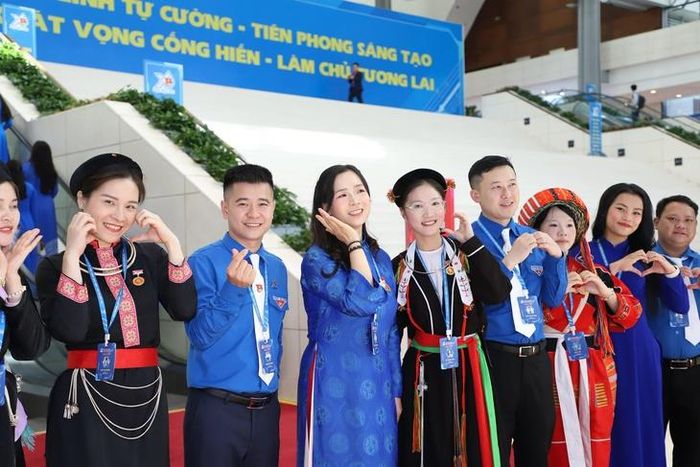 Đại hội mang khẩu hiệu hành động "Bản lĩnh tự cường - Tiên phong sáng tạo - Khát vọng cống hiến - Làm chủ tương lai".