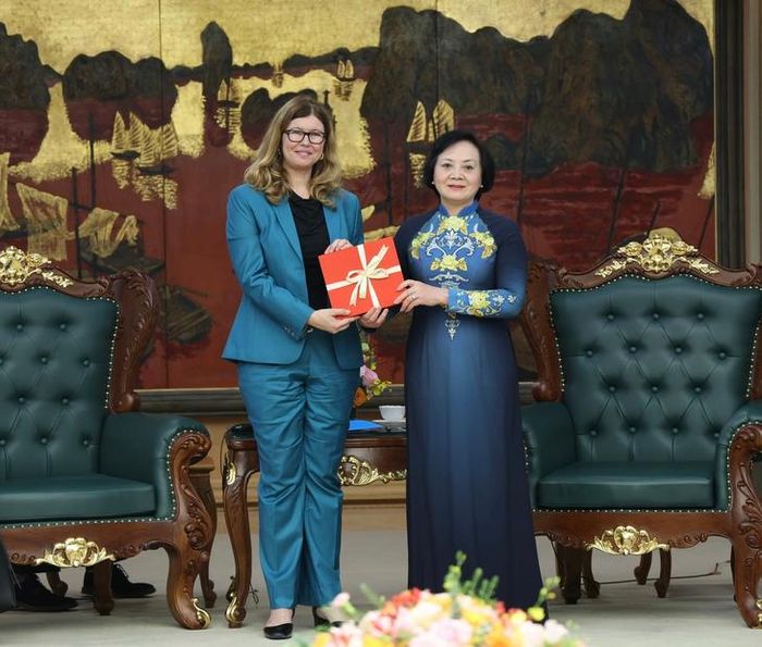 Phó Thủ tướng mong muốn tăng cường hợp tác Việt Nam – UNICEF trong bảo vệ trẻ em trên môi trường số.