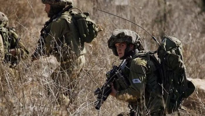 Giới chức Israel cũng lo ngại đơn vị đặc nhiệm Radwan của Hezbollah có thể tìm cách bắt cóc binh sĩ Israel để đổi lấy những thành viên đang bị mắc kẹt bên trong công trình ngầm.