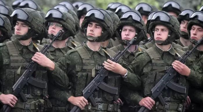 Tuy nhiên, Tổng thống Alexander Lukashenko nhiều lần khẳng định Minsk không muốn bị cuốn sâu hơn vào cuộc xung đột.