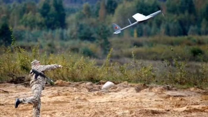 Ngày 19/6, Tổng thống Ukraine tuyên bố Minsk có một tuần để thực hiện yêu cầu này. Ông cảnh báo Ukraine sẽ tự hành động nếu Belarus không đáp ứng.