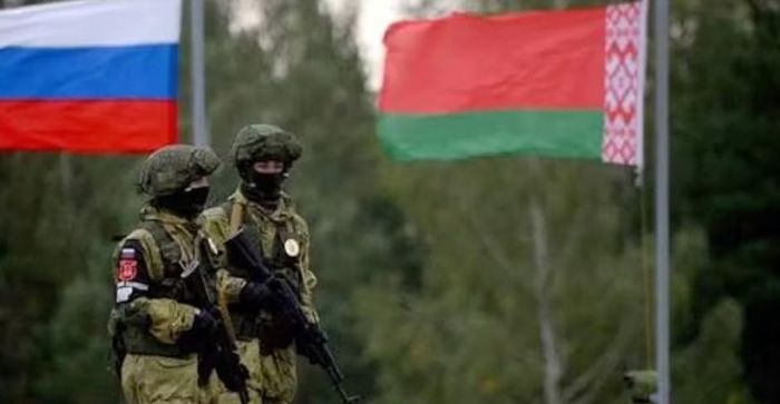 Ông Lavrov nhấn mạnh Nga và Belarus có quyền sử dụng mọi biện pháp quân sự cần thiết để bảo vệ chủ quyền và toàn vẹn lãnh thổ, trong đó bao gồm cả năng lực răn đe hạt nhân nếu xuất hiện mối đe dọa nghiêm trọng.