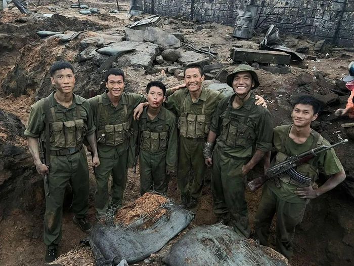  Hàng chục dự án phim lịch sử đã bắt tay vào quá trình sản xuất. 