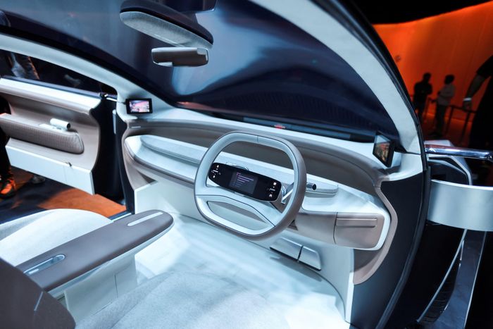  Động thái này giúp Tata Motors rút ngắn đáng kể thời gian phát triển sản phẩm EV mới, trong bối cảnh hãng đang chịu áp lực cạnh tranh và nhu cầu chuyển đổi sang xe điện ngày càng tăng. 