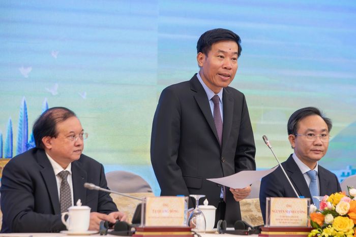  Thứ trưởng Bộ Ngoại giao Nguyễn Mạnh Cường phát biểu tại Lễ họp báo "Lễ hội Vì hòa bình năm 2026" ngày 25/6. Ảnh: Việt Linh. 