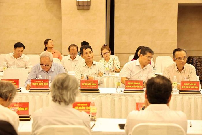 Các đại biểu tham dự tọa đàm