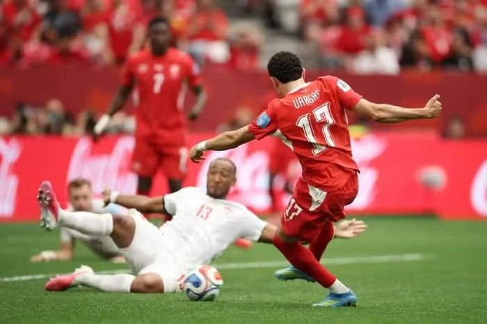 Thụy Sĩ tìm được bàn mở tỷ số do công của Ruben Vargas. (Ảnh: FIFA)