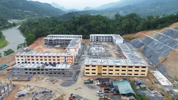 Các dự án phấn đấu hoàn thành trước tháng 8/2026 để kịp bước vào khai giảng năm học mới 2026-2027.