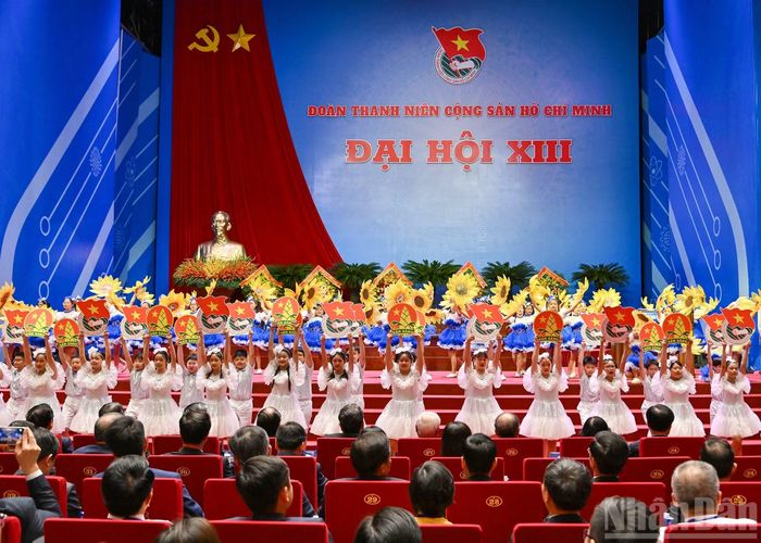  Đoàn thiếu nhi Việt Nam Đại gửi lời chúc mừng tới Đại hội đại biểu toàn quốc Đoàn Thanh niên Cộng sản Hồ Chí Minh lần thứ XIII. 