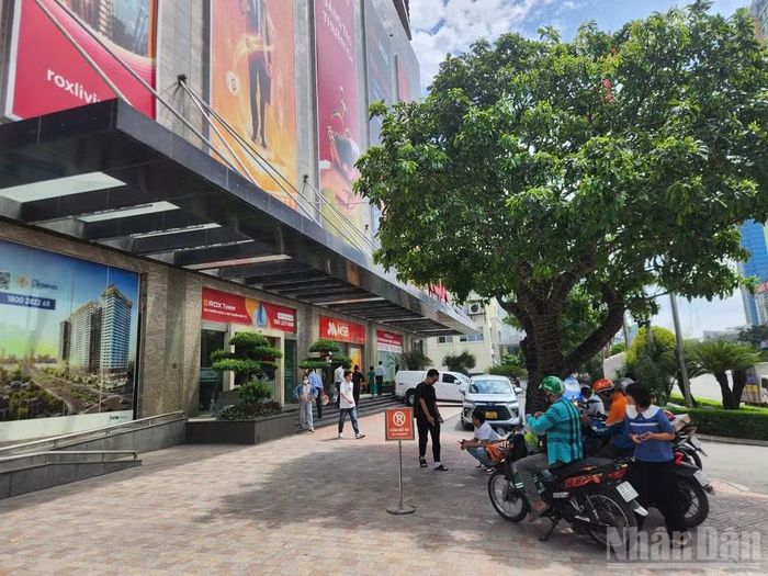 Khu vực nữ khách hàng nhận hàng và bị người giao hàng hành hung ngày 23/6 vừa qua.
