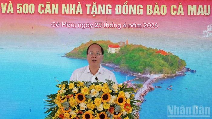 Đồng chí Nguyễn Hồ Hải, Ủy viên Trung ương Đảng, Bí thư Tỉnh ủy Cà Mau phát biểu tại buổi lễ.