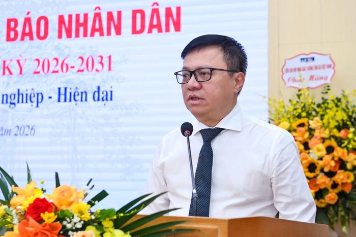 Đồng chí Lê Quốc Minh, Bí thư Đảng ủy, Tổng Biên tập Báo Nhân Dân phát biểu.