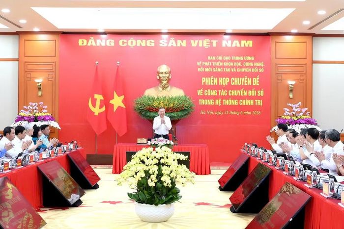  Tổng Bí thư, Chủ tịch nước Tô Lâm chủ trì phiên họp. (Ảnh: ĐĂNG KHOA) 