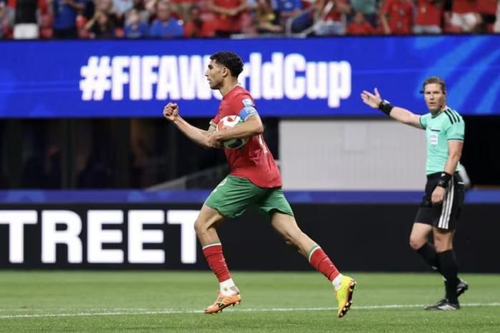  Achraf Hakimi gỡ hòa cho Morocco 
