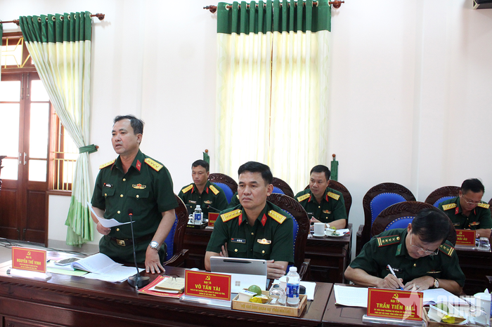 Đại biểu dự hội nghị phát biểu. 