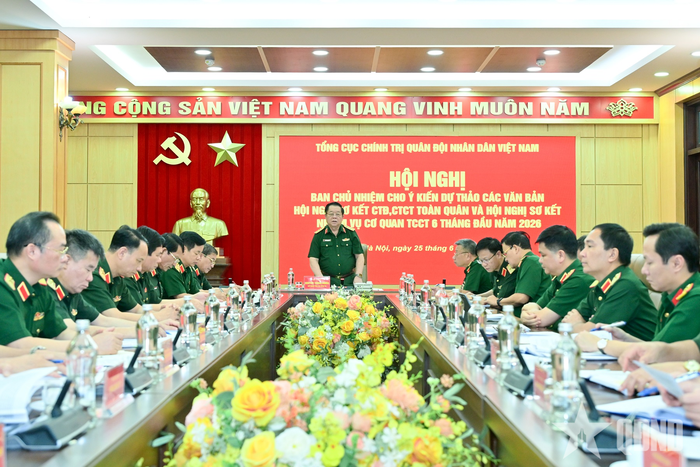  Đại tướng Nguyễn Trọng Nghĩa chủ trì hội nghị. 