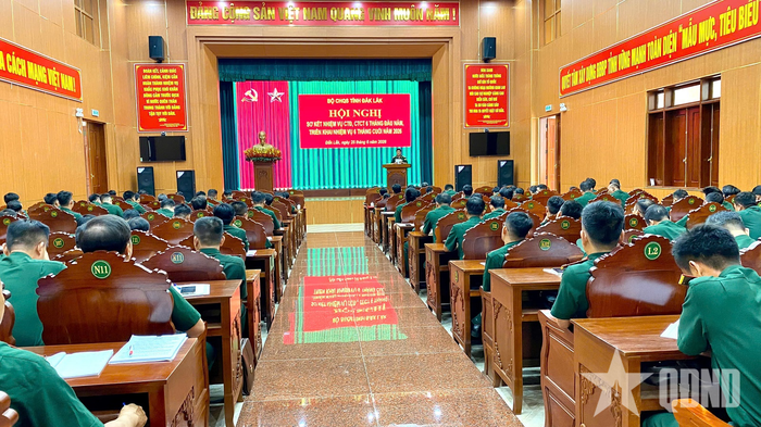  Quang cảnh hội nghị. 