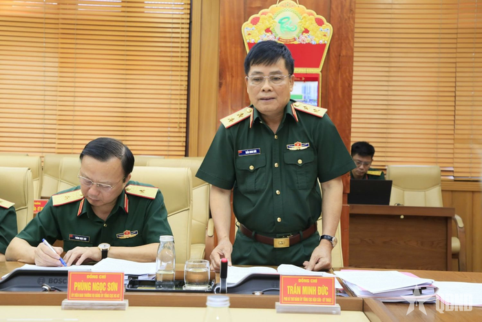 Trung tướng Trần Minh Đức quán triệt kết luận của Quân ủy Trung ương về lãnh đạo thực hiện nhiệm vụ quân sự, quốc phòng và xây dựng Đảng bộ Quân đội 6 tháng cuối năm 2026. 