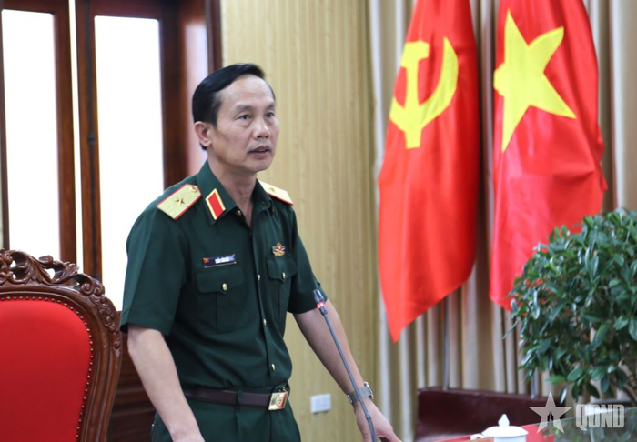 Thiếu tướng Trần Văn Bắc phát biểu chỉ đạo. 